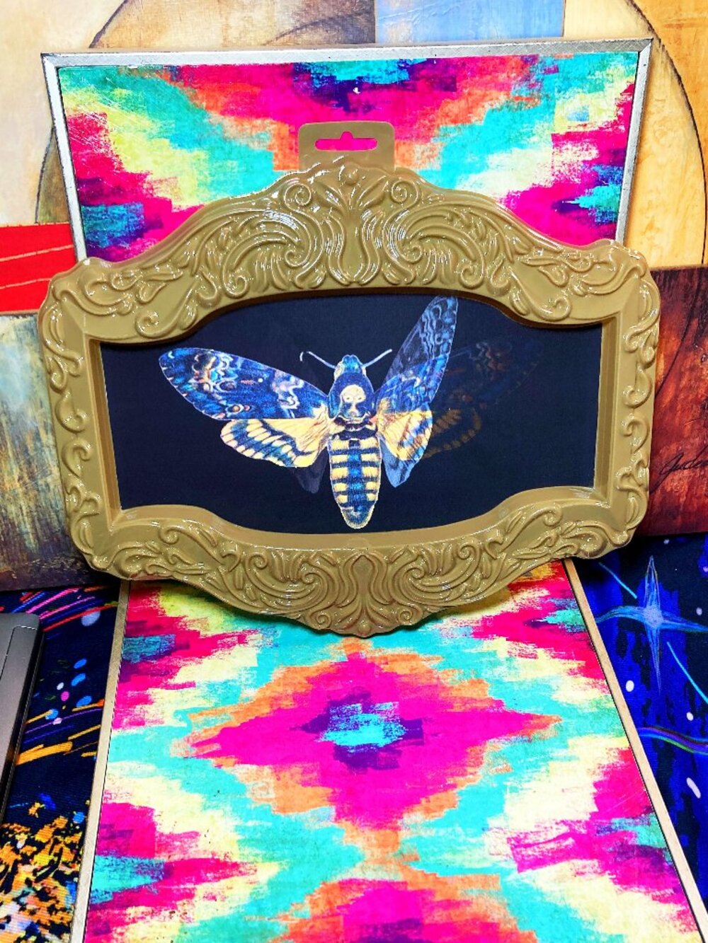 (1) DARK MOTH CHANGING PICTURE WALL ART GOTH EMO ACADEMIA - Picture 5 of 8